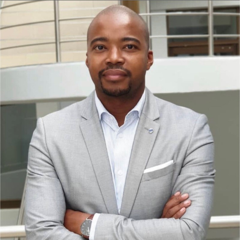 Business Strategic Advisor: 
Siyabulela Dayile CA(SA)